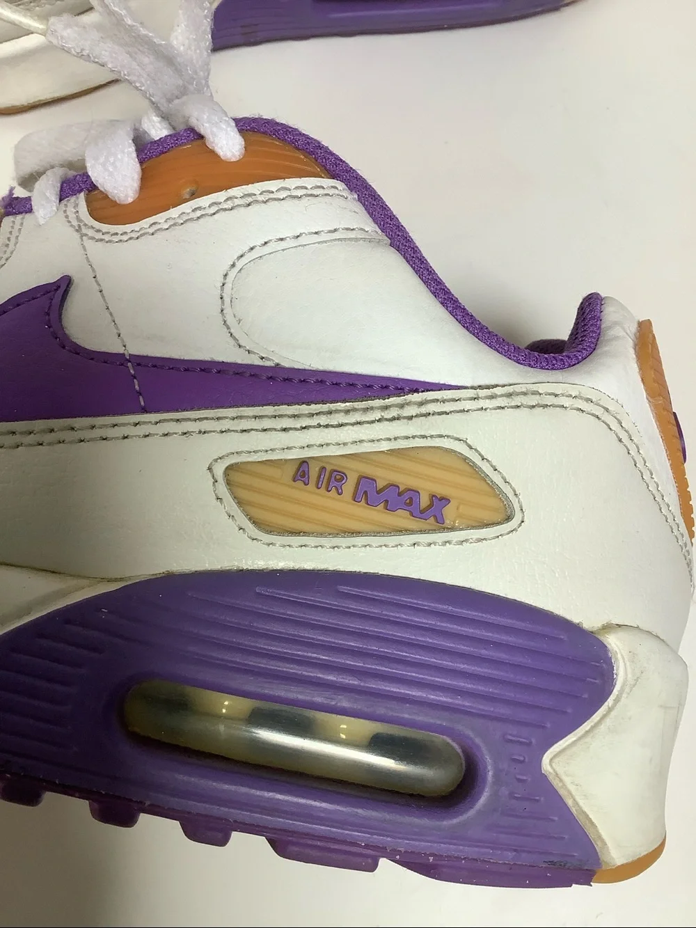 Nike low top